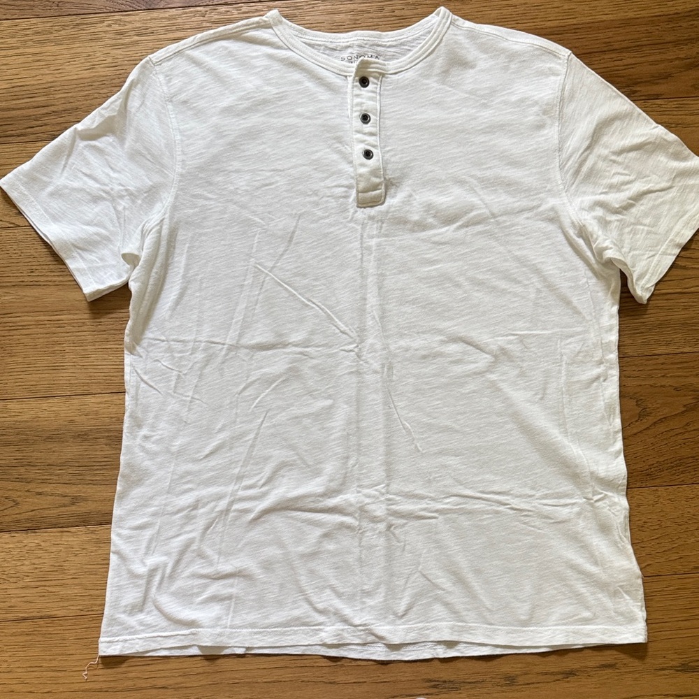 😊Sonoma Men’s White Short-Sleeve Henley Tee
